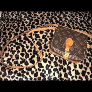 Vintage Louis Vuitton Cartouchiere PM Crossbody